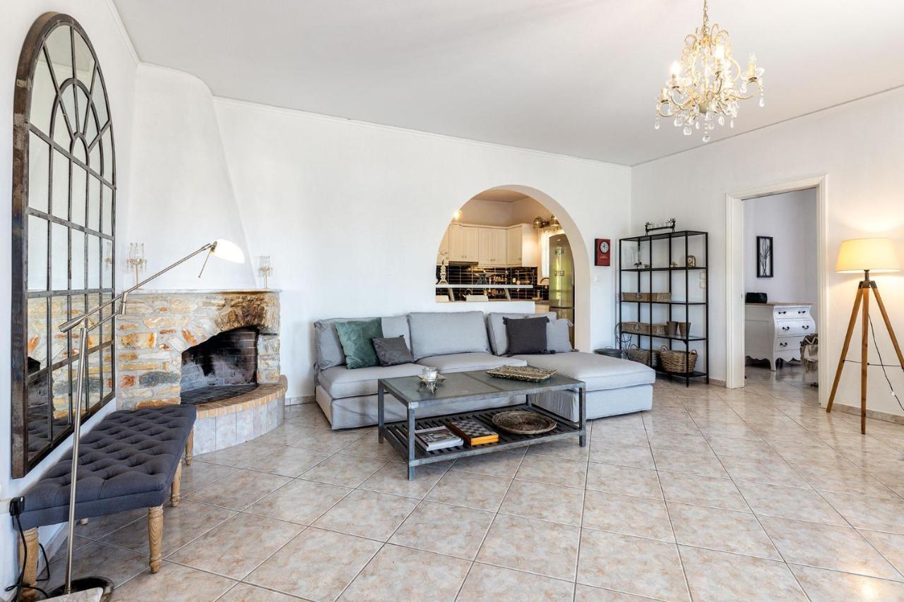 Paraspori  Daphne'S Lux Villa מראה חיצוני תמונה