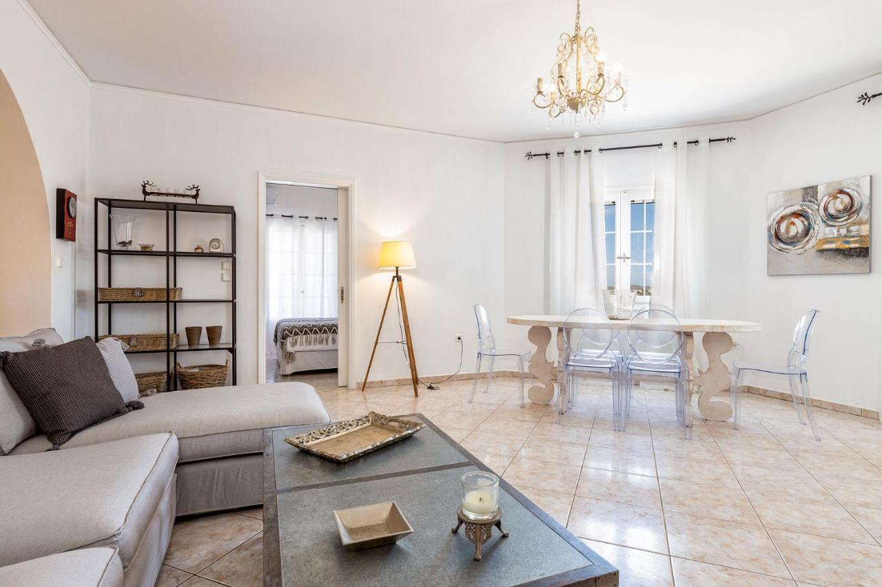 Paraspori  Daphne'S Lux Villa מראה חיצוני תמונה