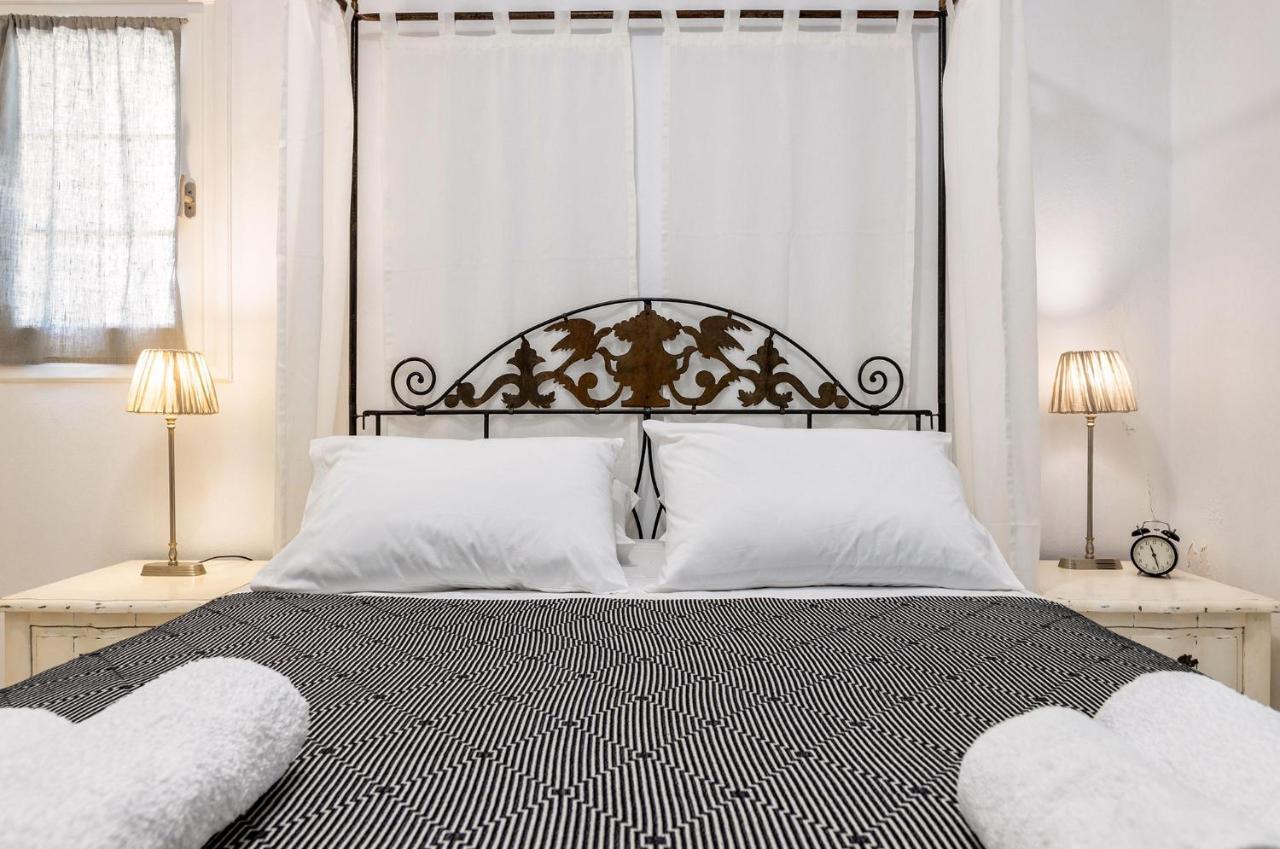 Paraspori  Daphne'S Lux Villa מראה חיצוני תמונה