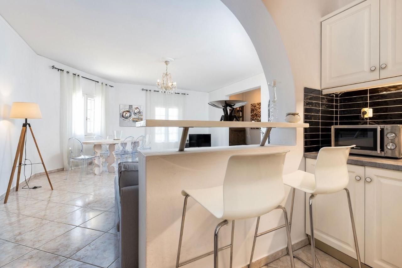 Paraspori  Daphne'S Lux Villa מראה חיצוני תמונה